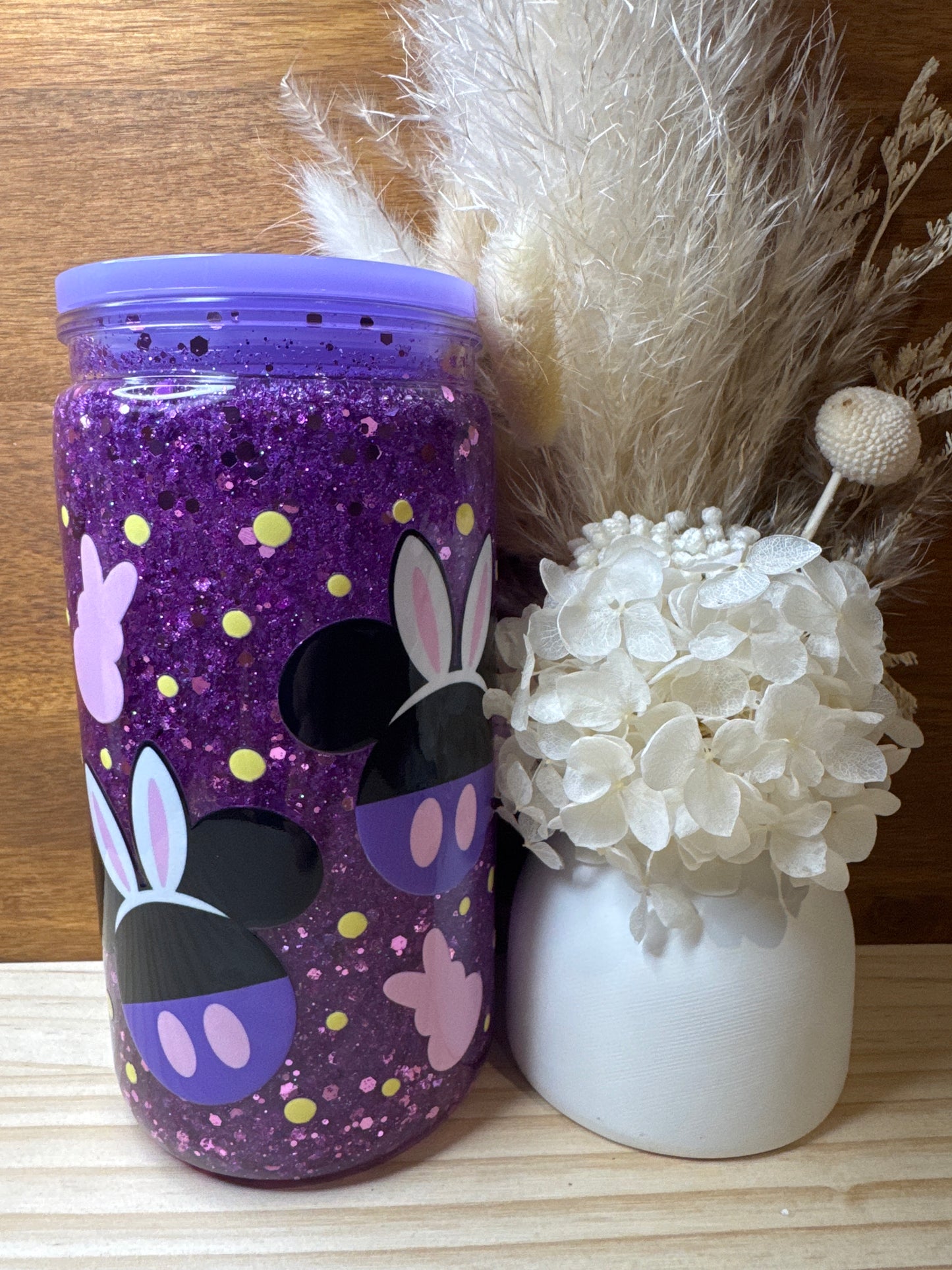 Minnie Mouse Easter - Snow Globe Plastic Tumbler